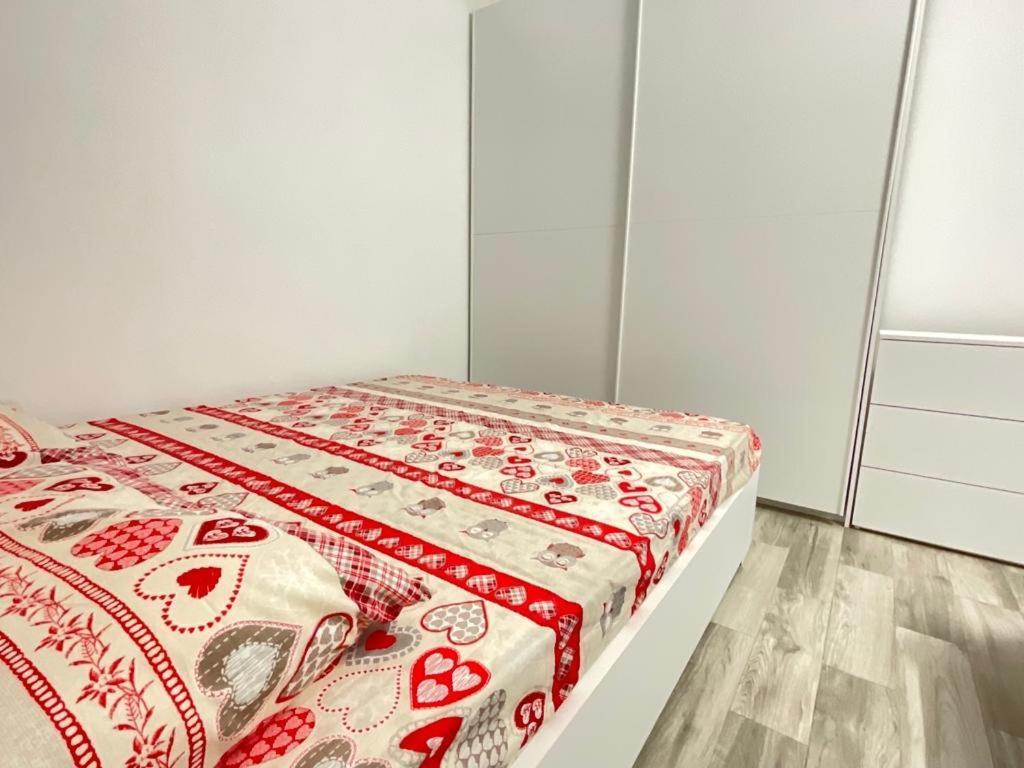 Your Apartments In Navigli District Milan Exterior photo