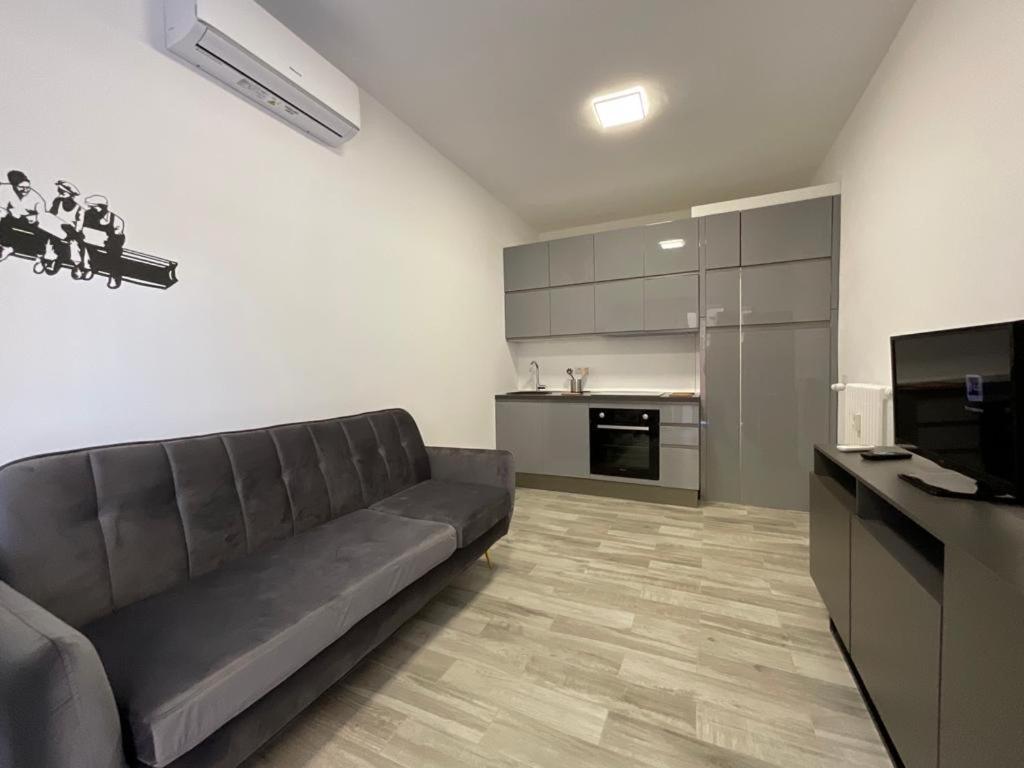 Your Apartments In Navigli District Milan Exterior photo